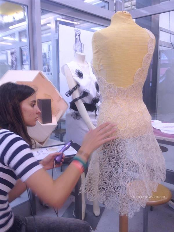 swiss-designers-harness-3d-printing-pen-power-for-gorgeous-3d-printed-dresses-and-corsets-10.jpg