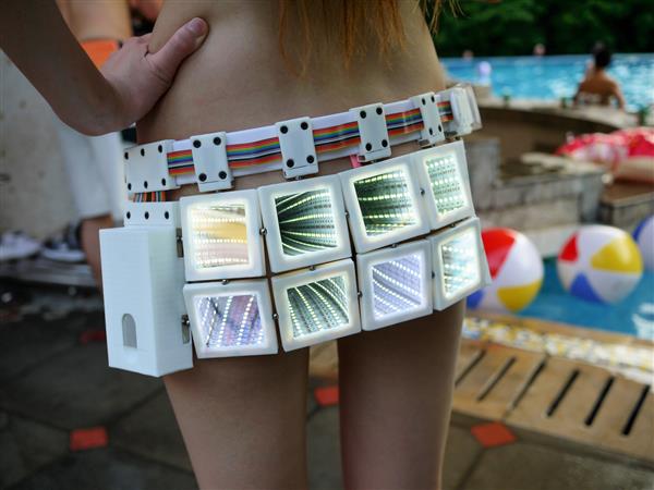 redditor-sexycyborg-turns-more-heads-with-3d-printed-infinity-skirt-packed-with-led-mirror-tiles-1.jpg