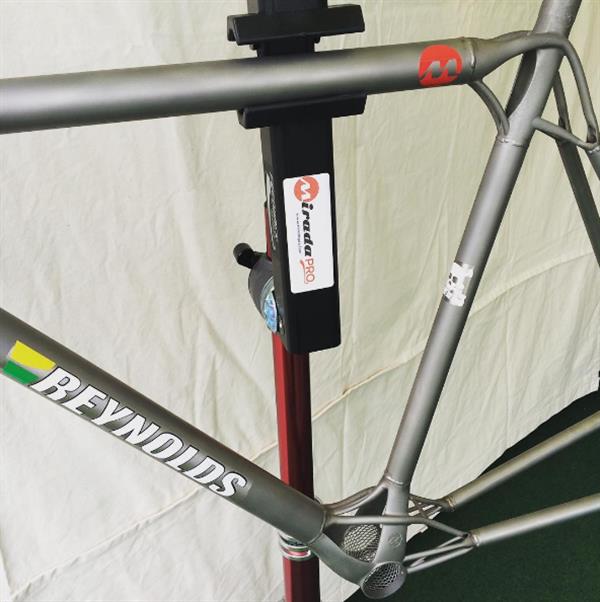 british-cycling-experts-collaborate-999g-3d-printed-titanium-bike-frame-4.jpg