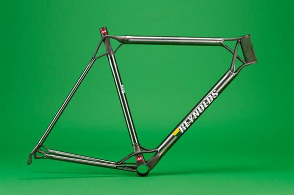 british-cycling-experts-collaborate-999g-3d-printed-titanium-bike-frame-2.jpg