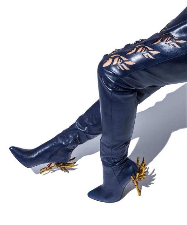 these-weapon-inspired-3d-printed-stiletto-boots-killer-1.jpg