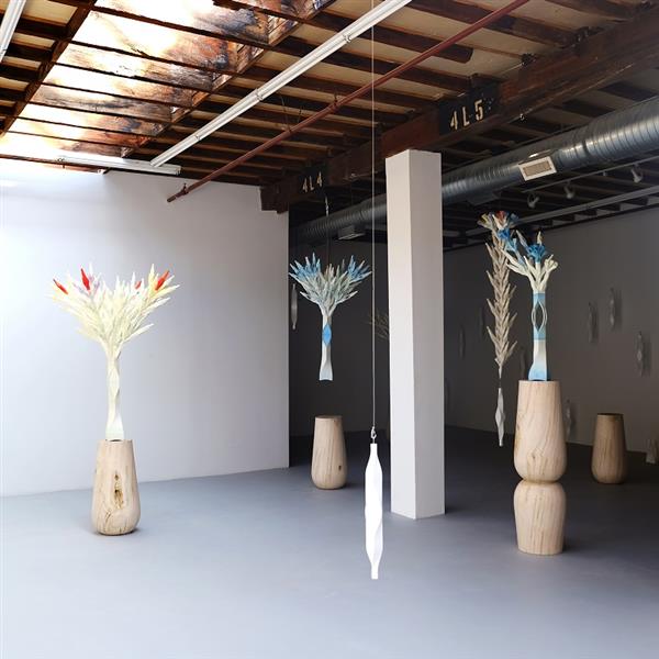stunning-3d-printed-trees-by-architect-se-yoon-park-bring-light-and-darkness-to-new-york-5.jpg