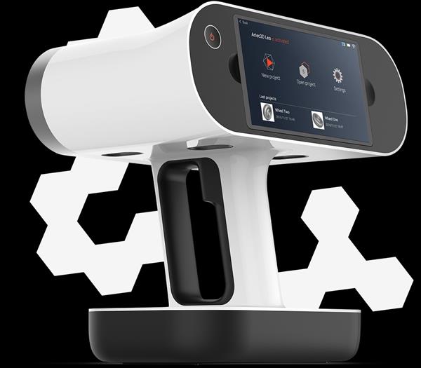 Artec-3D-releases-first-AI-based-handheld-3D-scanner-the-Artec-Leo-1.jpg
